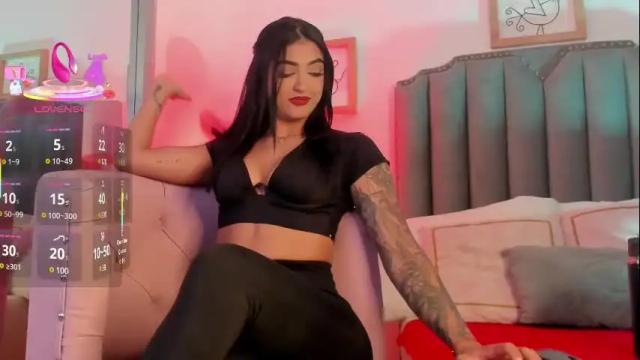 Image 10 of scarleth6 Stream on Chaturbate on 1 month ago