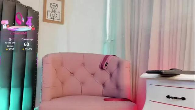 Image 10 of scarleth6 Stream on Chaturbate on 28 days ago