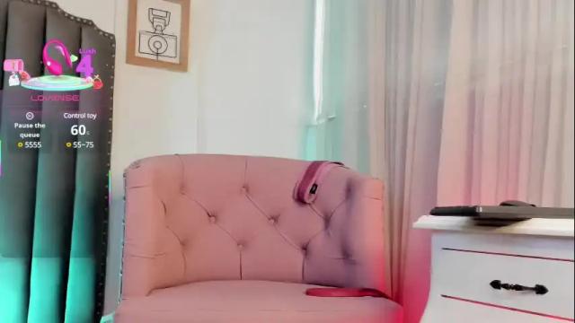 Image 12 of scarleth6 Stream on Chaturbate on 28 days ago