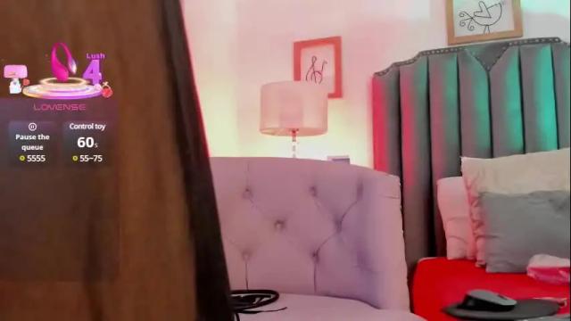 Image 7 of scarleth6 Stream on Chaturbate on 3 days ago