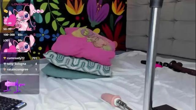 Image 12 of scarleth_blonde Stream on Chaturbate on 6 days ago