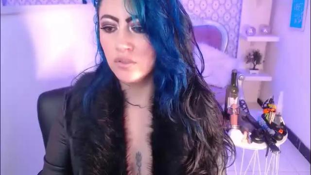 Image 8 of scarleth_bluee Stream on Chaturbate on 1 month ago