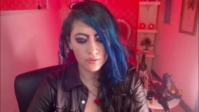 Image 10 of scarleth_bluee Stream on Chaturbate on 1 month ago