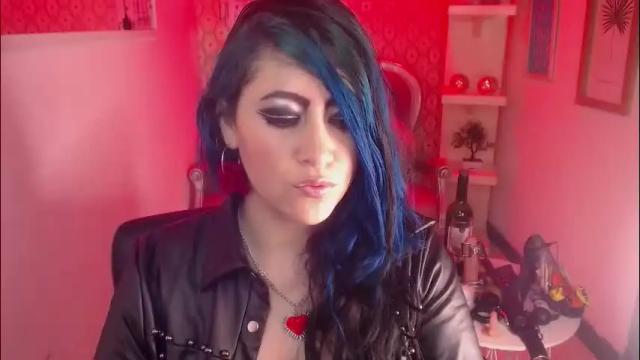 Image 3 of scarleth_bluee Stream on Chaturbate on 1 month ago