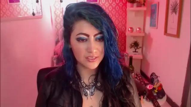 Image 11 of scarleth_bluee Stream on Chaturbate on 1 month ago