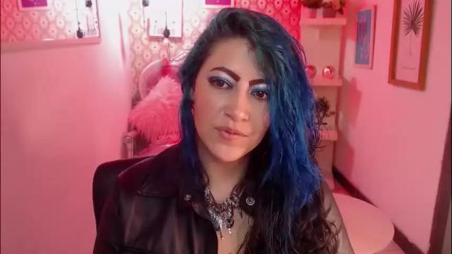 Image 3 of scarleth_bluee Stream on Chaturbate on 1 month ago