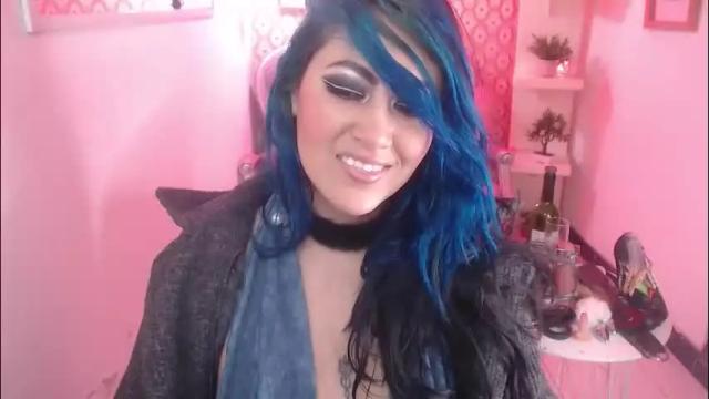 Image 10 of scarleth_bluee Stream on Chaturbate on 26 days ago