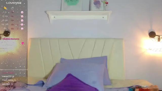 Image 6 of scarleth_dankworth Stream on Chaturbate on 15 months ago