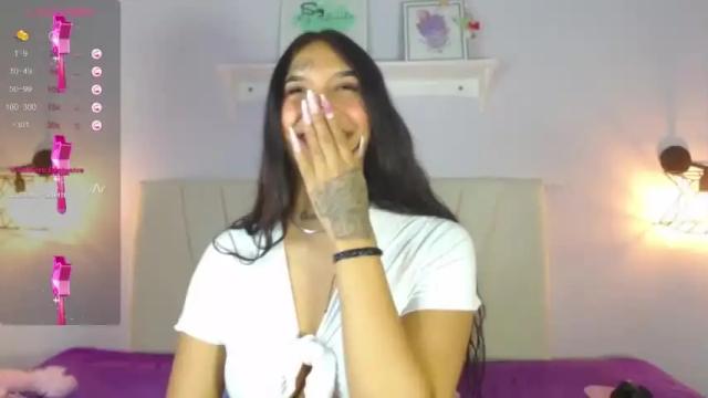 Image 8 of scarleth_dankworth Stream on Chaturbate on 14 months ago