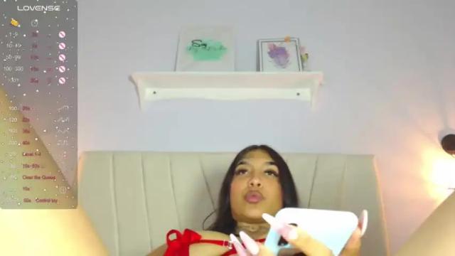 Image 6 of scarleth_dankworth Stream on Chaturbate on 14 months ago