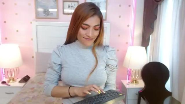 Image 3 of scarleth_oconer Stream on Chaturbate on 12 months ago