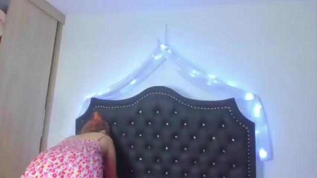Image 2 of scarleth_owens1 Stream on Chaturbate on 14 months ago
