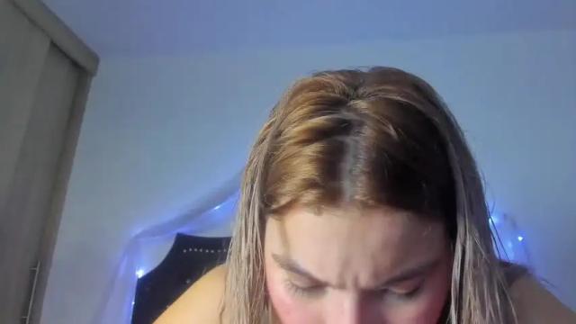 Image 8 of scarleth_owens1 Stream on Chaturbate on 13 months ago
