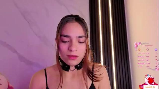 Image 8 of scarleth_red_ Stream on Chaturbate on 12 days ago