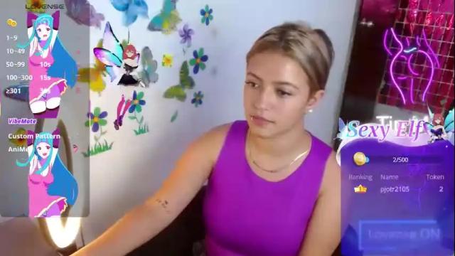 Image 2 of scarleth_snow_ Stream on Chaturbate on 1 month ago