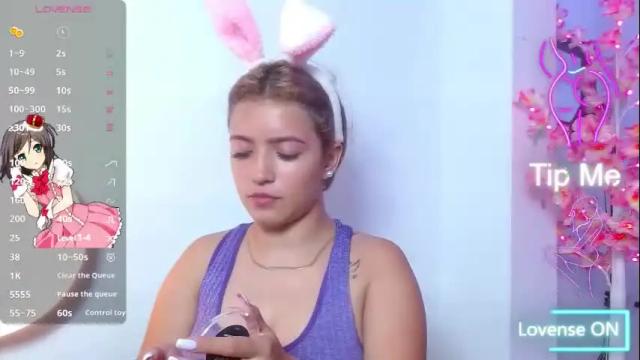 Image 10 of scarleth_snow_ Stream on Chaturbate on 1 month ago