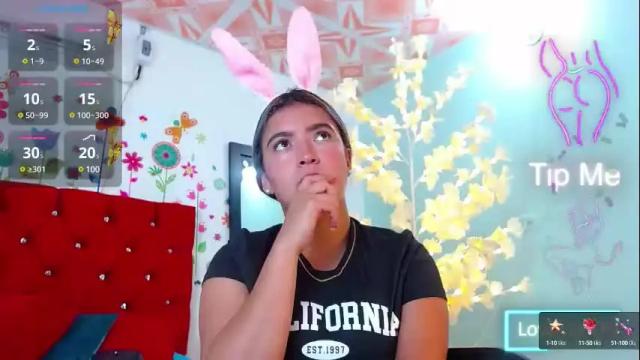 Image 11 of scarleth_snow_ Stream on Chaturbate on 6 days ago