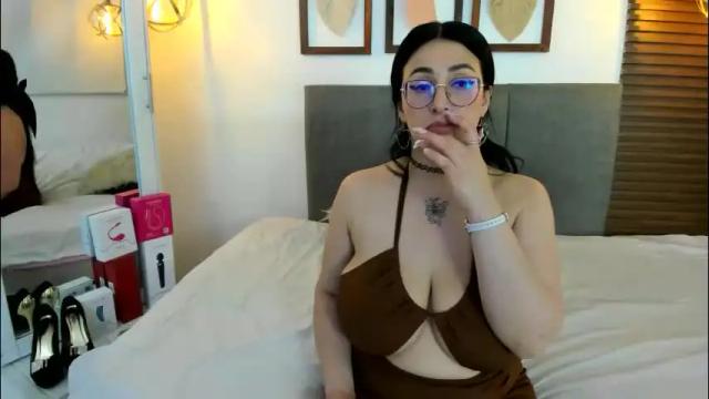 Image 6 of scarleth_swann Stream on Chaturbate on 1 month ago