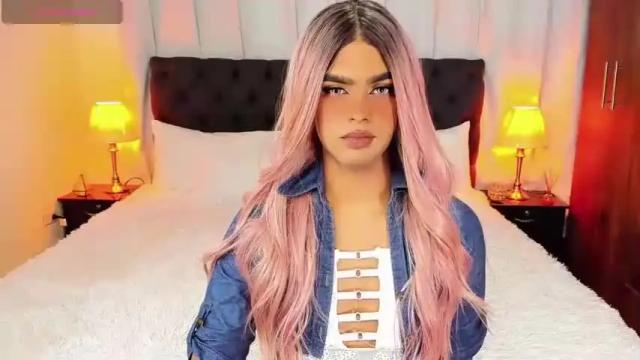 Image 6 of scarleth_sweety Stream on Chaturbate on 12 months ago