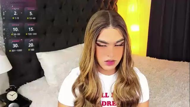Image 4 of scarleth_sweety Stream on Chaturbate on 3 months ago