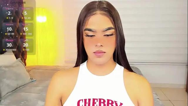Image 10 of scarleth_sweety Stream on Chaturbate on 1 month ago