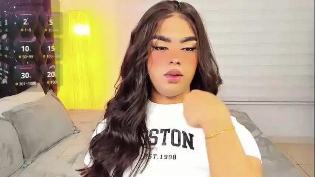 Image 7 of scarleth_sweety Stream on Chaturbate on 1 month ago
