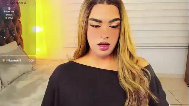 Image 12 of scarleth_sweety Stream on Chaturbate on 1 day ago