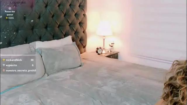 Image 4 of scarleth_sweety Stream on Chaturbate on 1 month ago