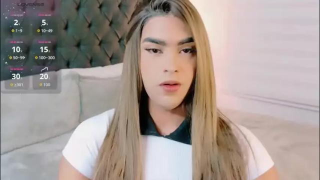 Image 2 of scarleth_sweety Stream on Chaturbate on 1 month ago