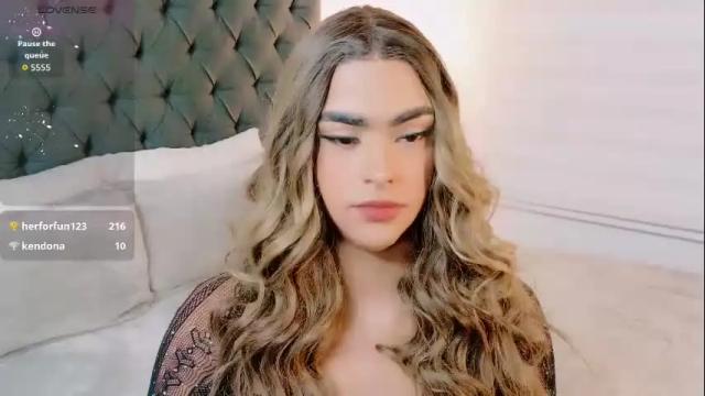 Image 6 of scarleth_sweety Stream on Chaturbate on 29 days ago