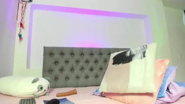 Image 10 of scarlethxs Stream on Chaturbate on 13 months ago