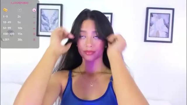 Image 2 of scarletkross Stream on Chaturbate on 2 months ago