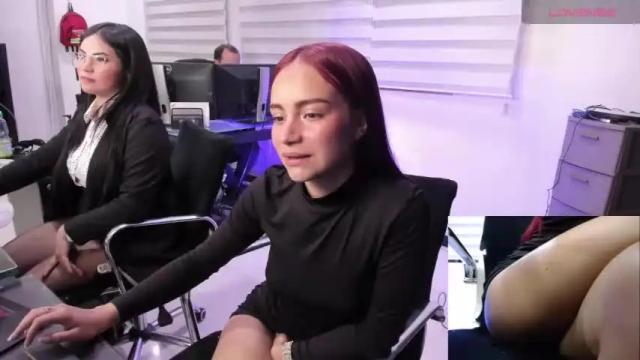 Image 12 of scarletmilleer Stream on Chaturbate on 14 months ago