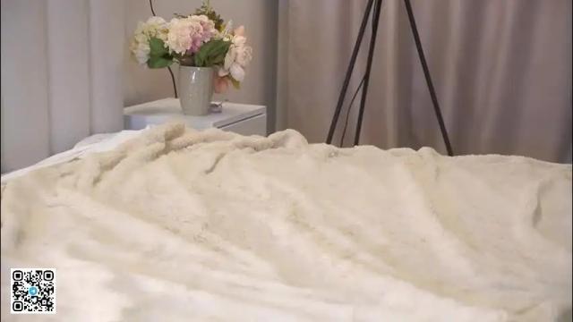 Image 2 of scarletmore Stream on Chaturbate on 5 months ago