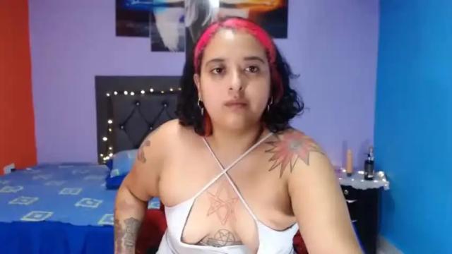 Image 11 of scarletstarh Stream on Chaturbate on 18 months ago