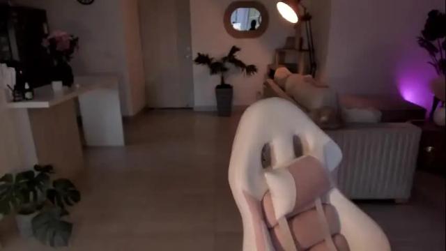 Image 3 of scarlett__baker11 Stream on Chaturbate on 1 month ago