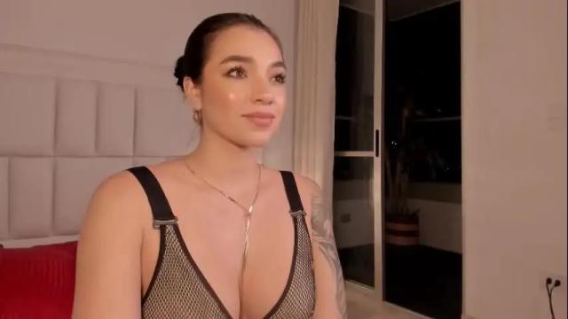 Image 3 of scarlett__baker11 Stream on Chaturbate on 14 days ago