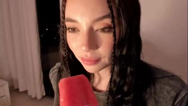 Image 2 of scarlett__baker11 Stream on Chaturbate on 4 days ago
