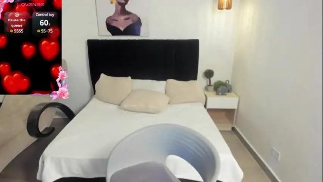 Image 10 of scarlett__bell Stream on Chaturbate on 11 days ago