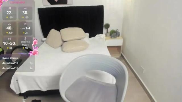 Image 10 of scarlett__bell Stream on Chaturbate on 1 month ago