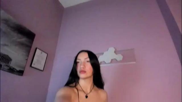 Image 2 of scarlett__fox__ Stream on Chaturbate on 2 months ago