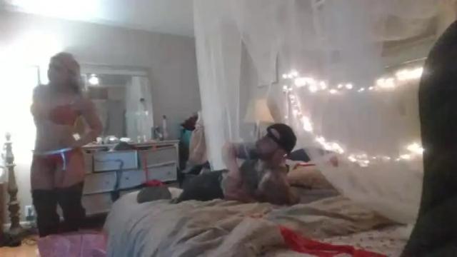 Image 10 of scarlett_breezy Stream on Chaturbate on 14 months ago