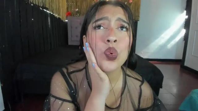Image 7 of scarlett_candy_18 Stream on Chaturbate on 18 months ago