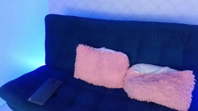 Image 7 of scarlett_danger Stream on Chaturbate on 24 months ago