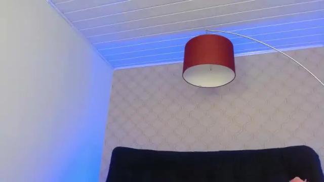 Image 4 of scarlett_danger Stream on Chaturbate on 24 months ago