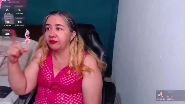 Image 6 of scarlett_duboi1 Stream on Chaturbate on 2 months ago