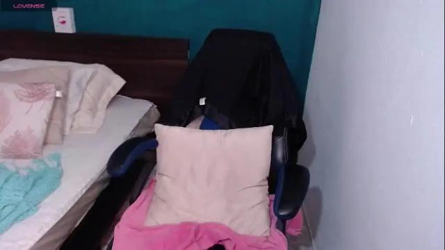 Image 7 of scarlett_duboi1 Stream on Chaturbate on 2 months ago
