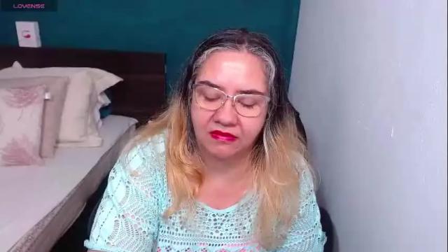 Image 11 of scarlett_duboi1 Stream on Chaturbate on 1 month ago