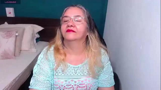 Image 8 of scarlett_duboi1 Stream on Chaturbate on 1 month ago