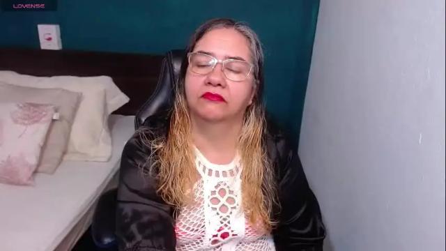 Image 7 of scarlett_duboi1 Stream on Chaturbate on 1 month ago